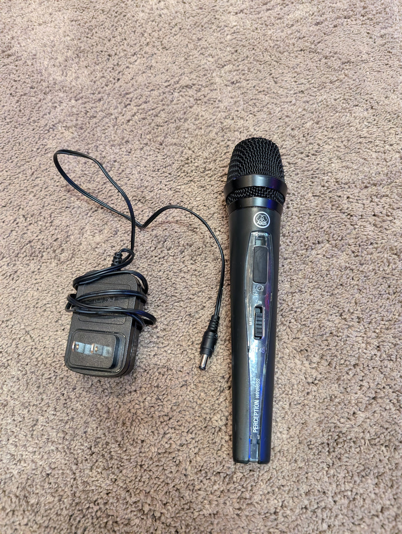 AKG 45 VOCAL Set Wireless Handheld Microphone System (USED)