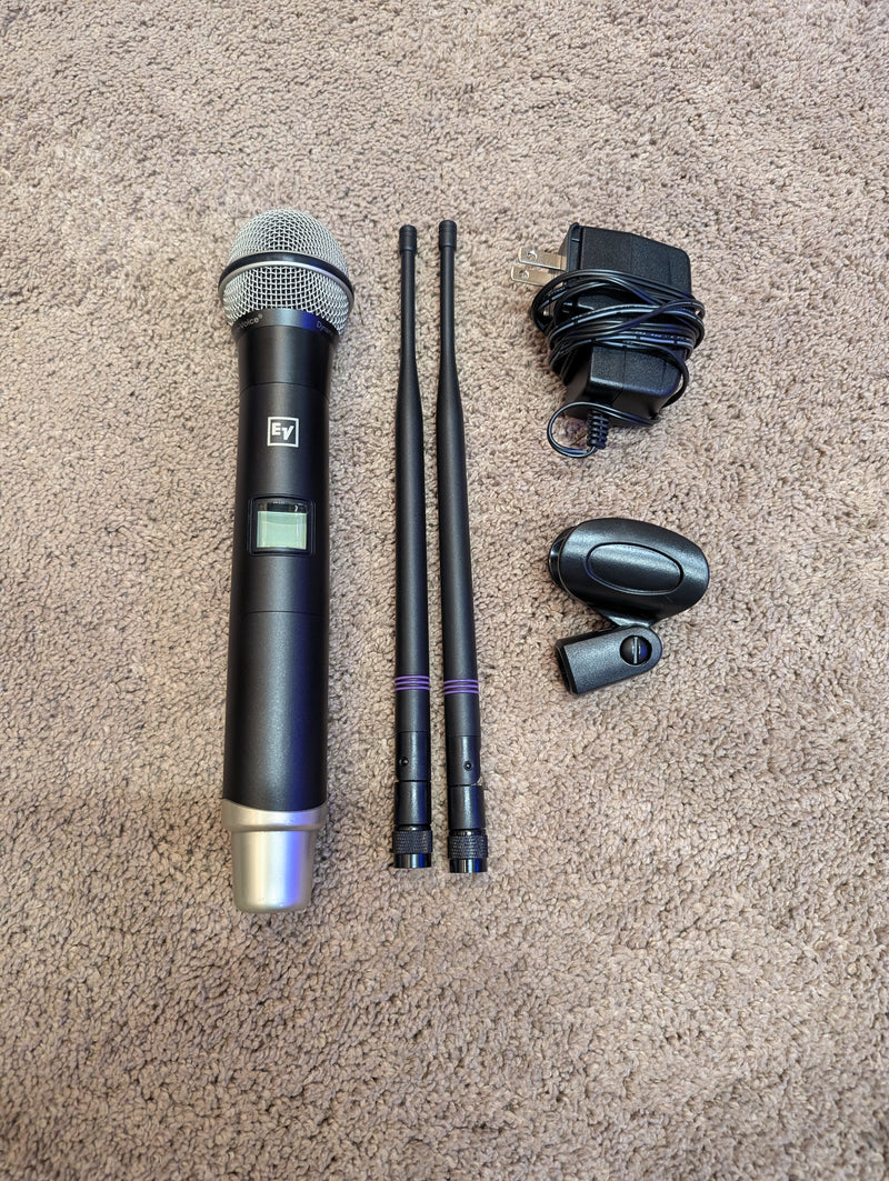 Système de micro à main sans fil Electro-Voice R300-HD-C (utilisé)