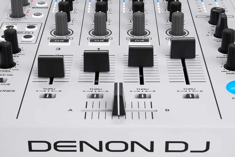 Denon DJ SC LIVE 4 Professional Standalone DJ Controller (White)