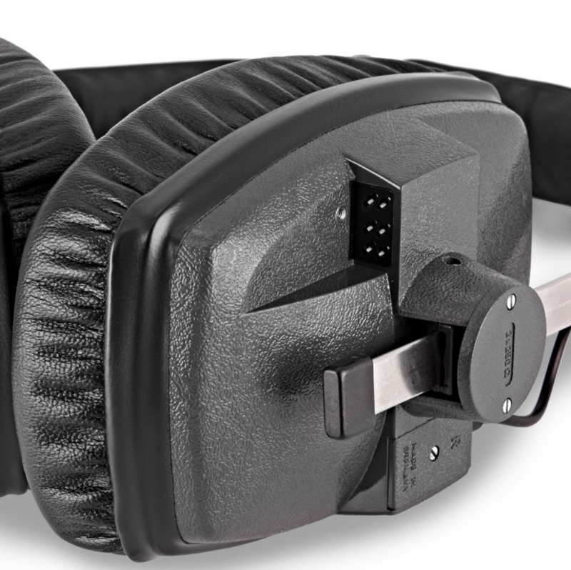 Beyerdynamic DT-150 Casque de studio isolant à dos fermé 250 ohms 