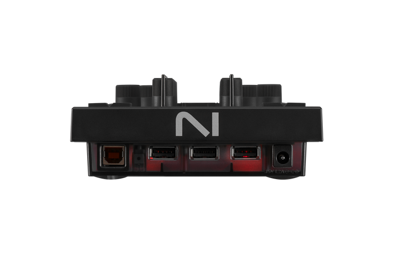 Native Instrument TRAKTOR X1 MK3 DJ Controller