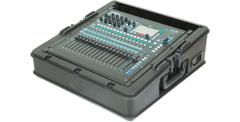 Rack de mixage supérieur 10U rotomoulé SKB