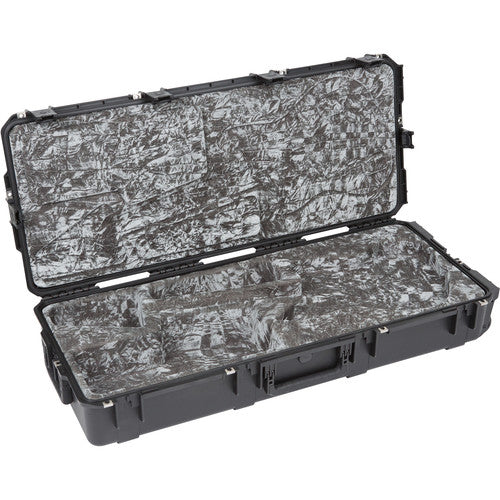 SKB 3I-4217-62 Étui de vol imperméable iSeries pour la guitare Jaguar / Jazzmaster