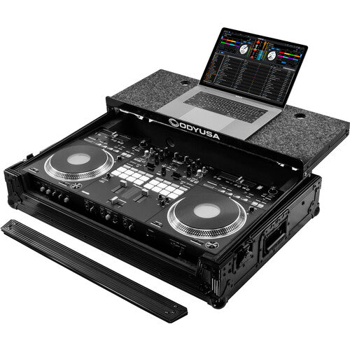Flight-case Odyssey Black Label Glide Style avec roulettes