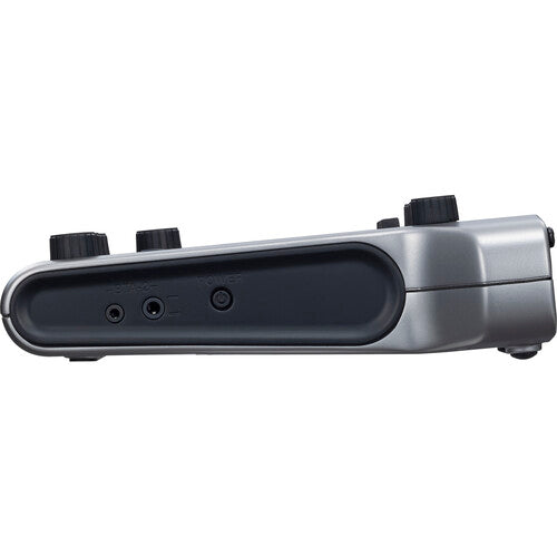 Zoom PODTRAK P4 Portable Multitrack Podcast Recorder