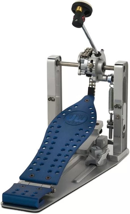 DW Hardware DWCPMCDBL Hardware Machined Chain Drive Single Bass Drum Pedal - Blue