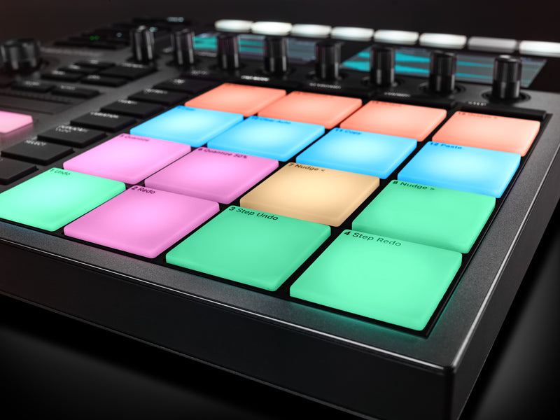Native Instruments MASCHINE+ Instrument de production et de performance autonome