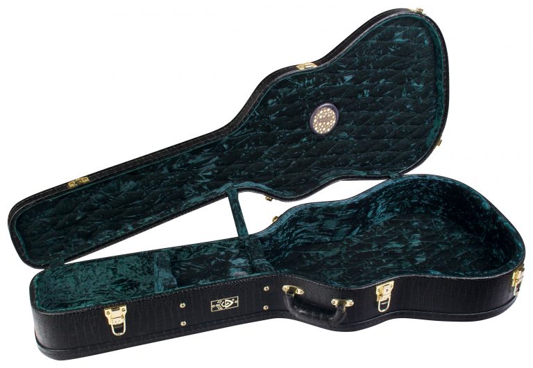 Guild Premium Humidified Hardshell Case - Dreadnought (D)